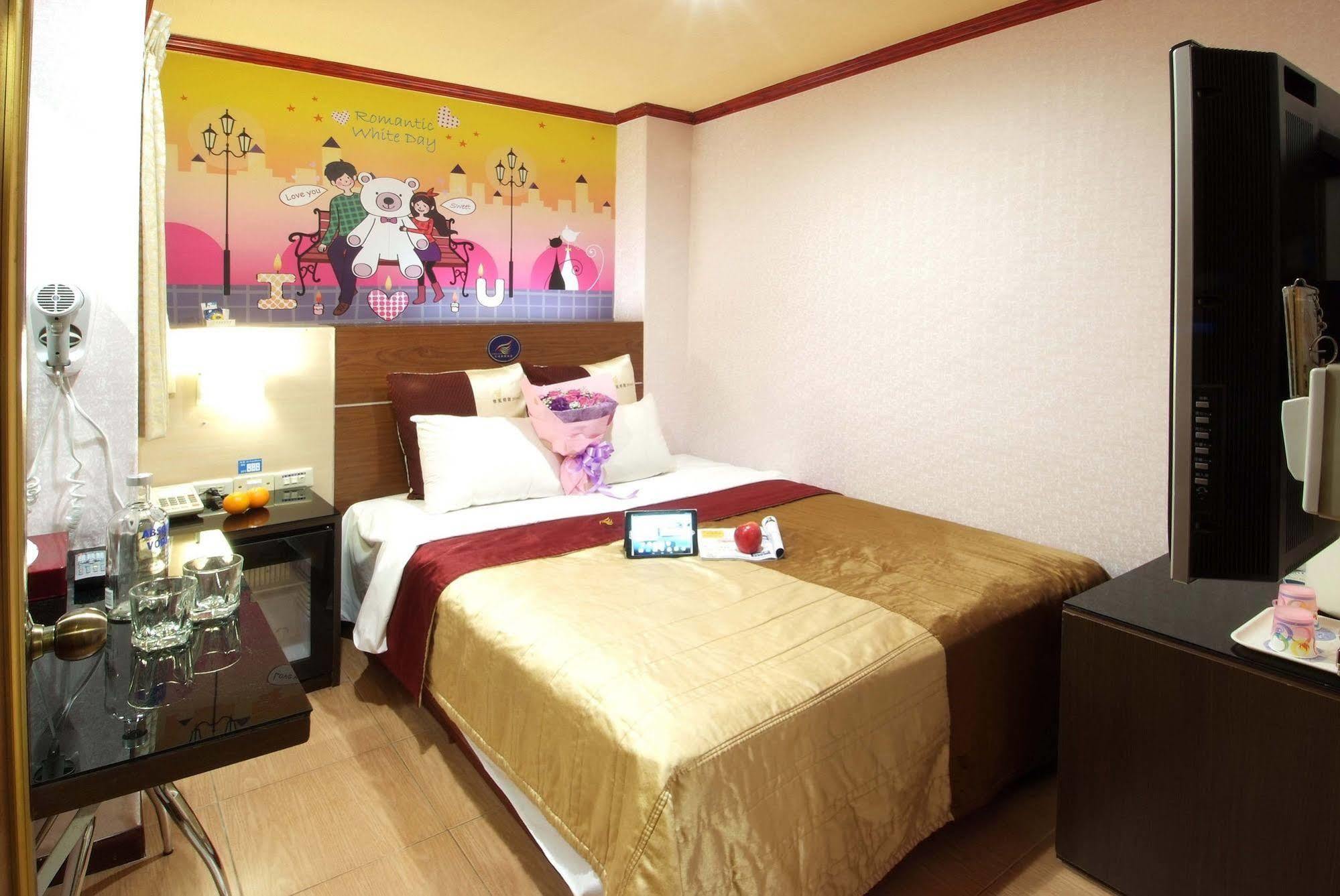 Golden Swallow Hotel Hsinchu Dış mekan fotoğraf