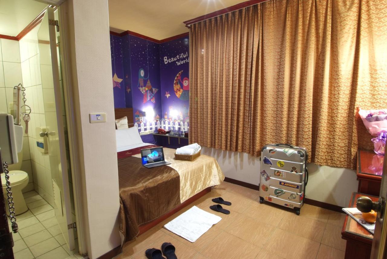 Golden Swallow Hotel Hsinchu Dış mekan fotoğraf