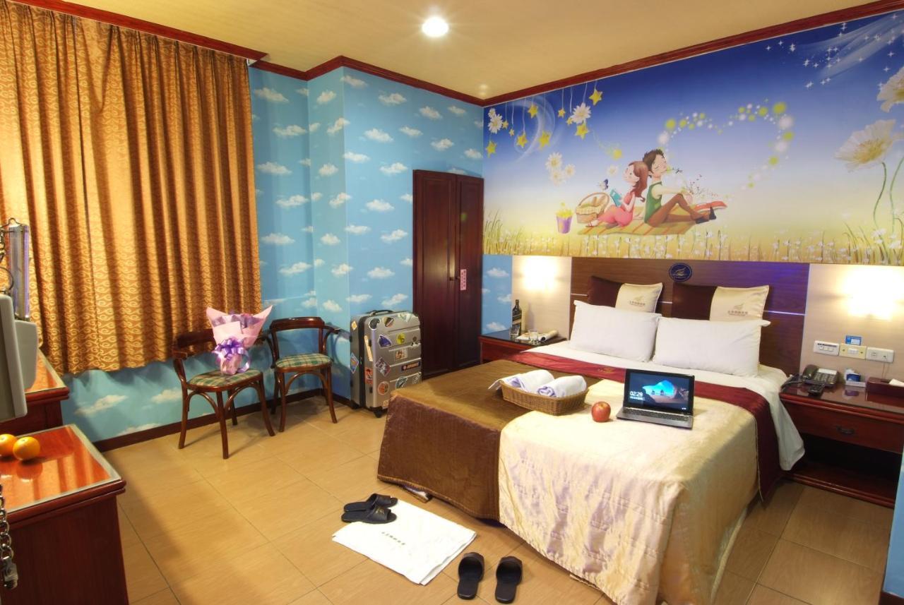 Golden Swallow Hotel Hsinchu Dış mekan fotoğraf
