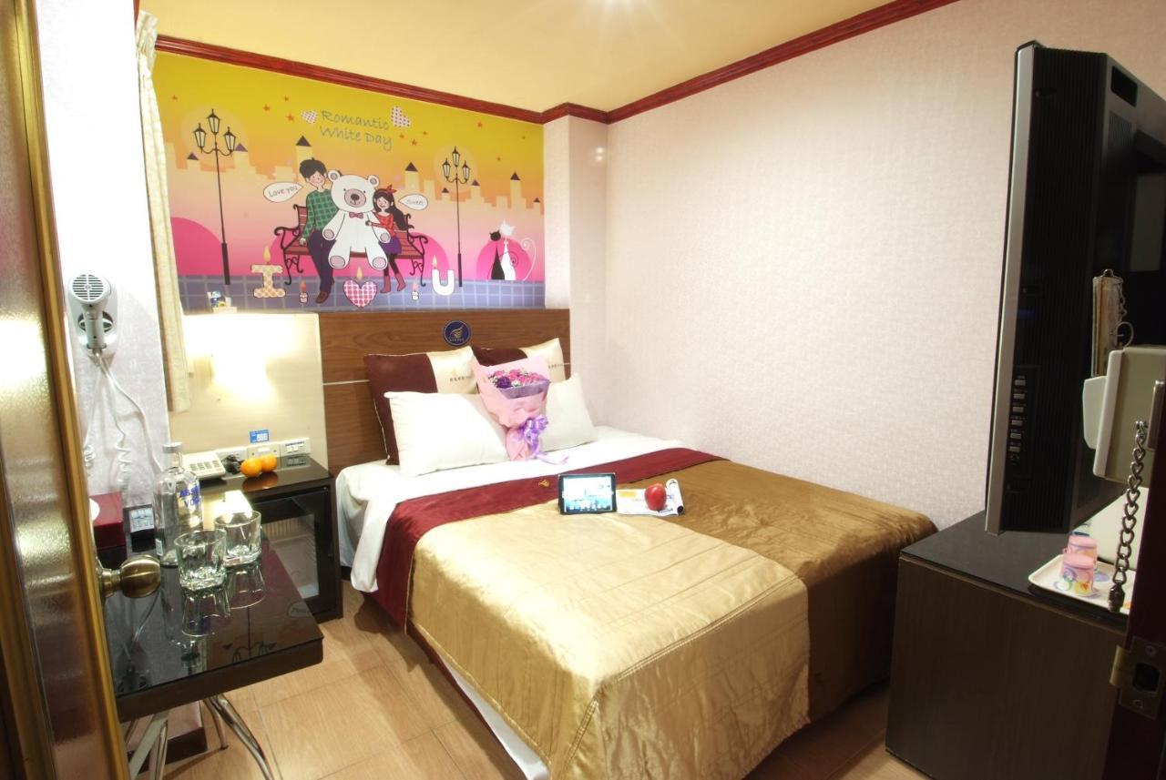 Golden Swallow Hotel Hsinchu Dış mekan fotoğraf
